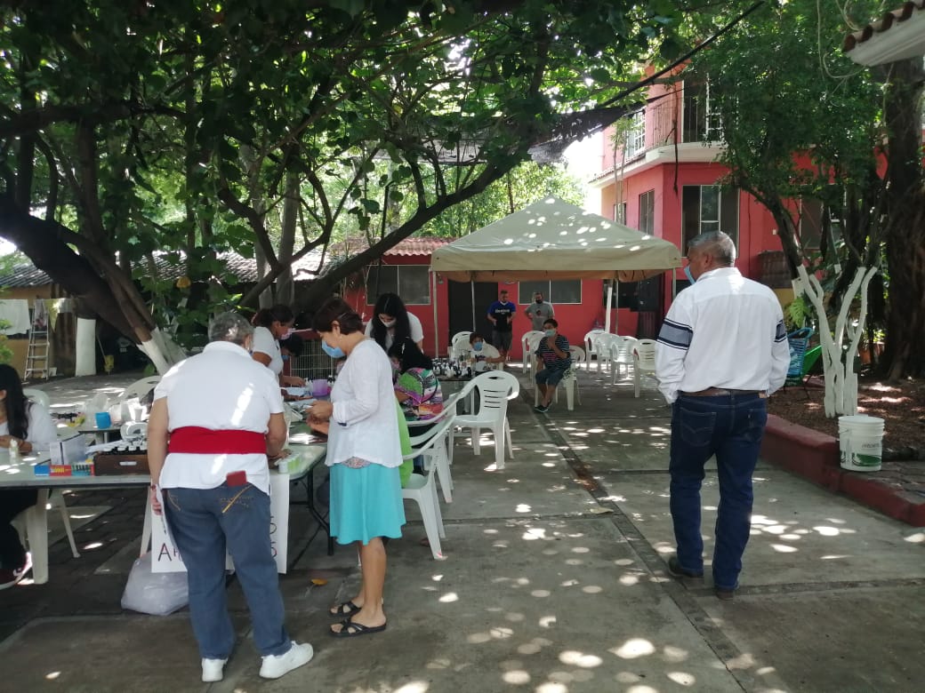 BRIGADA DE SALUD CON MEDICINA TRADICIONAL GRATUITA.